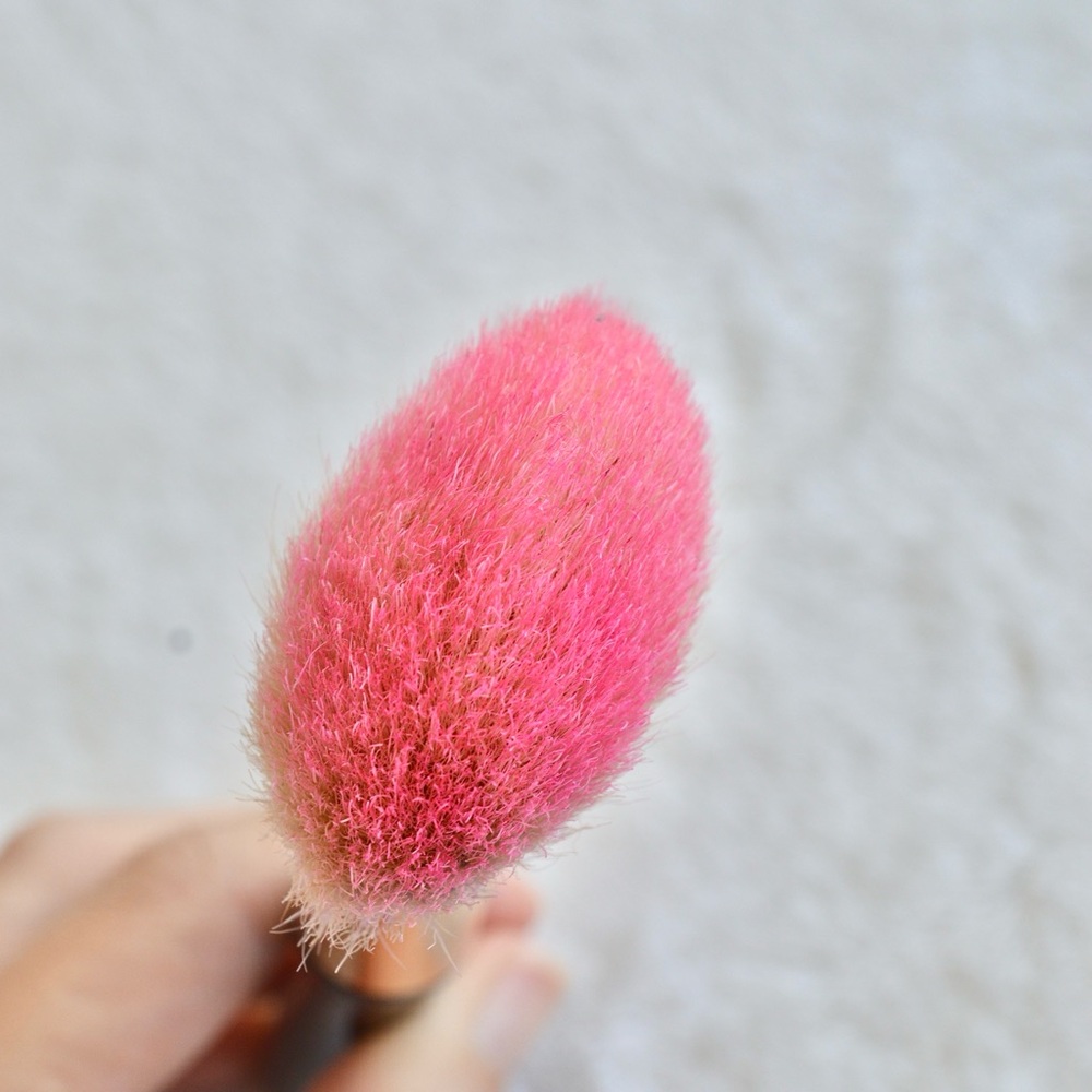 Guerlain Paris Météorites Rainbow Powder Brush – Made in France Goat Hair - Picture 4 of 7